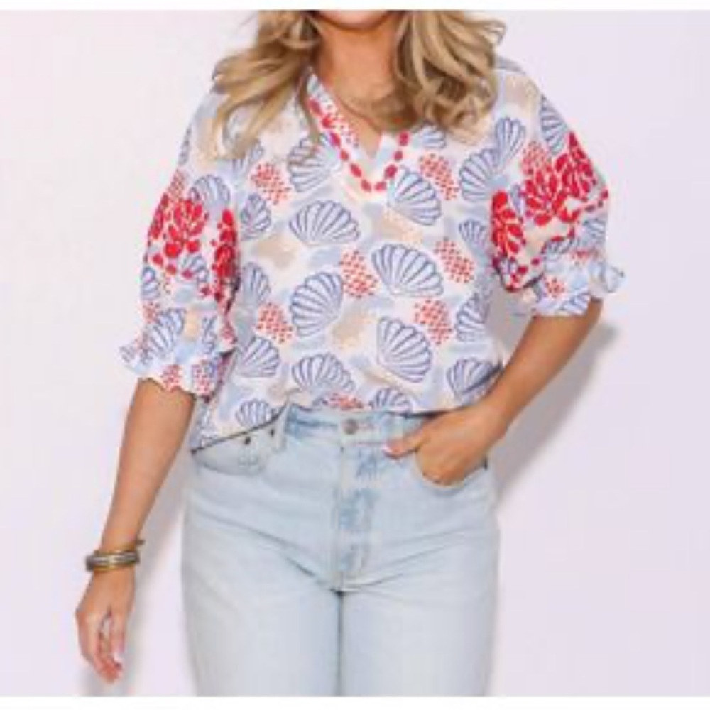 Anthropologie THML Seashell Embroidered V neck too oversized XS